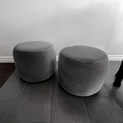 Set of 2 Ottomans
