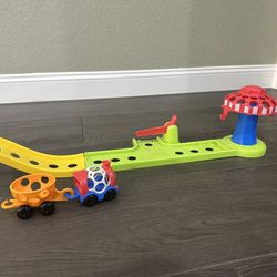 Bright Starts Oball Toy Train Play Set & Train Pieces. 