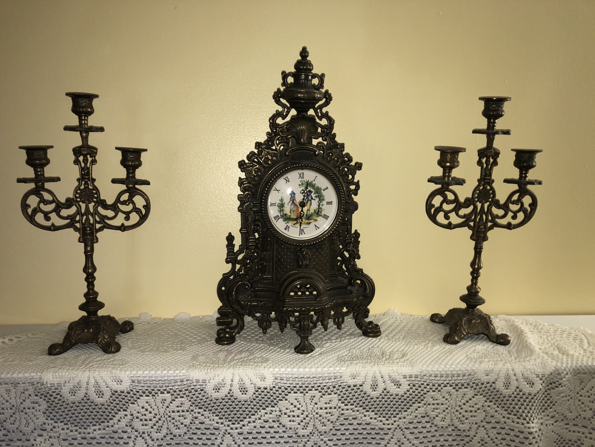 Antique Mantle Clock w/ Candelabra 