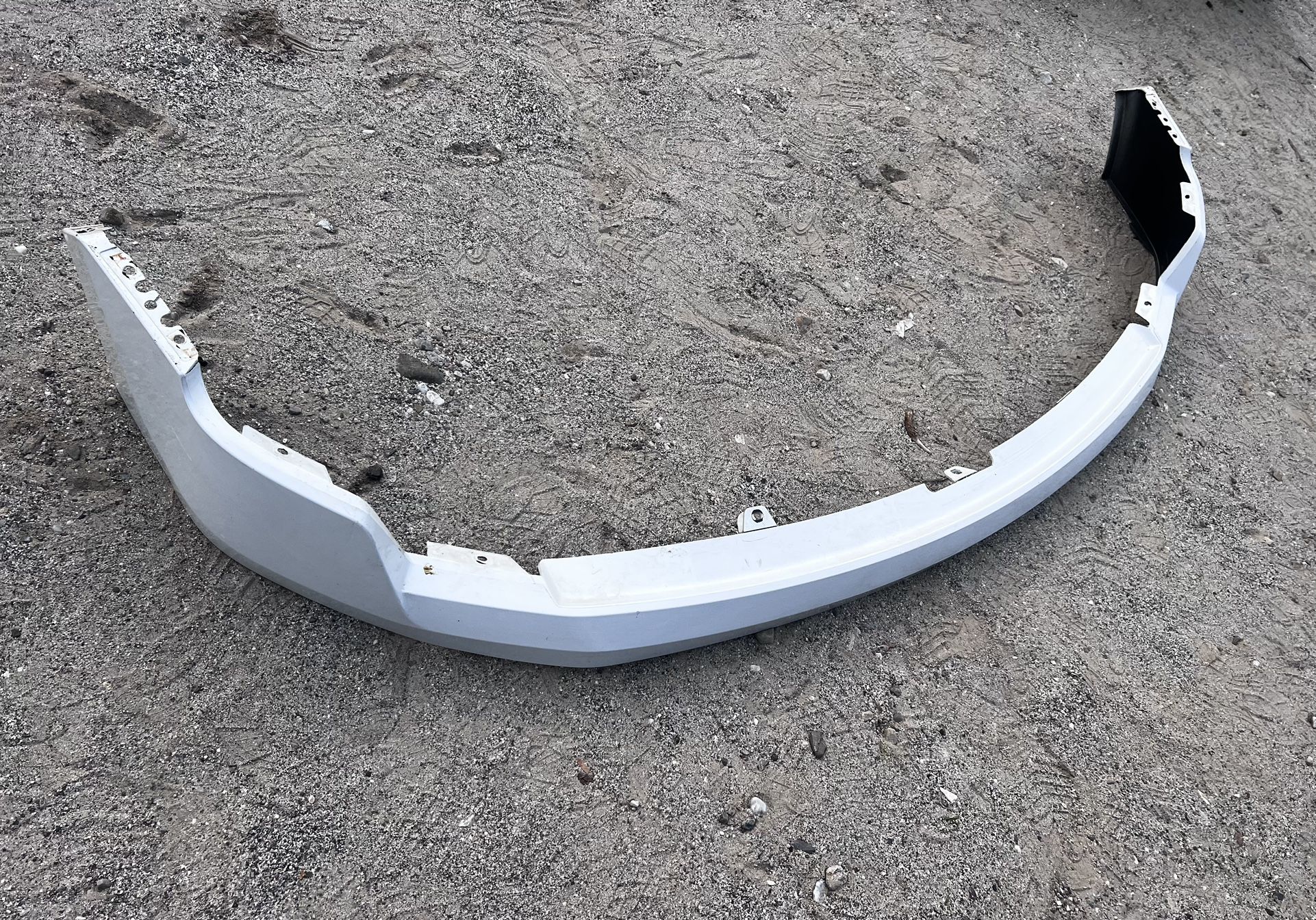 2009 2010 2011 2012 2013 2014 FORD F150 F-150 FRONT UPPER BUMPER COVER OEM WHITE