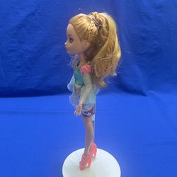 Boneca Da Ever After High Usada