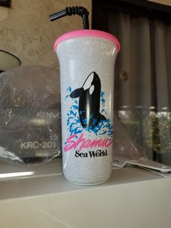 Shamu sea world sipper