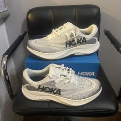 Hoka Rincon 4/ Size 13D Men’s $95
