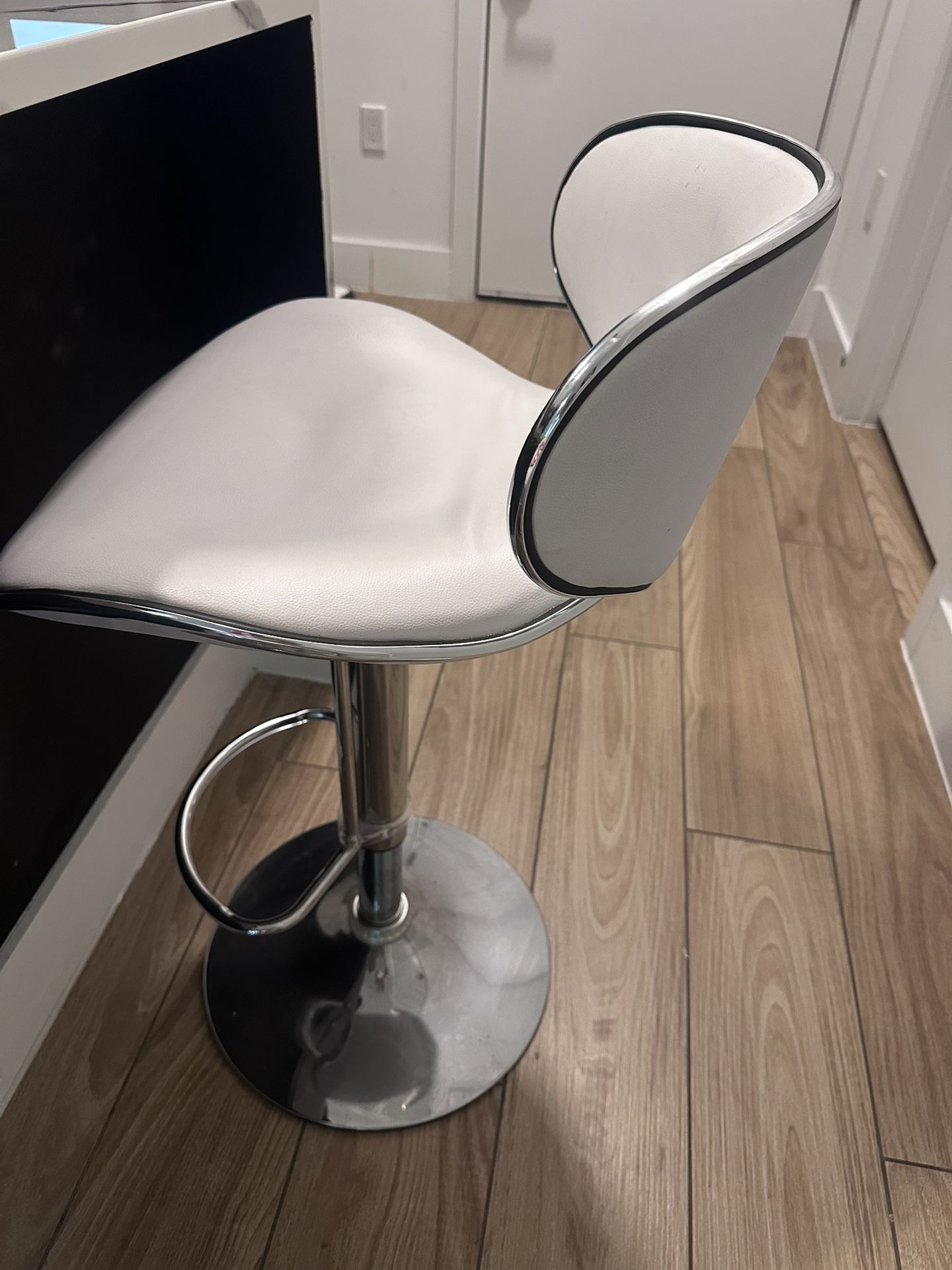 Bar Stool X3