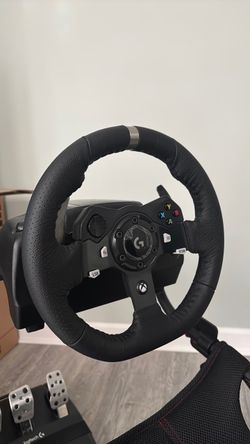 Logitech G920 Racing Wheel with Pedals