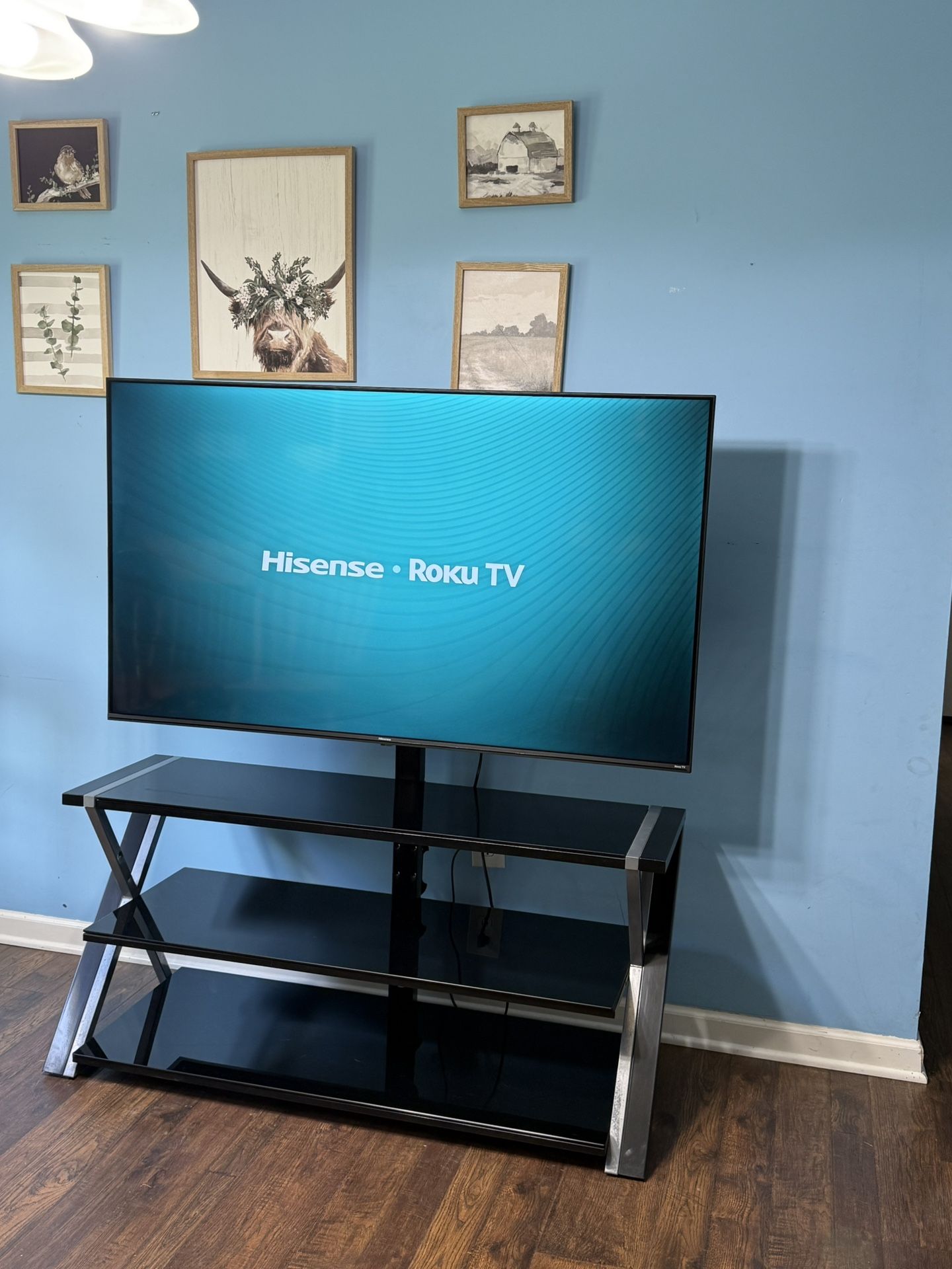 Hisense 58” 4K UHD Roku Smart TV With Glass Entertainment Center