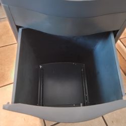 Royal Commercial Shredder 15X Sheet Capacity. Shreads CDs & Credit Cards Too