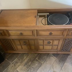 Stereo Console
