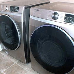New Samsung Electric Washer and Dryer