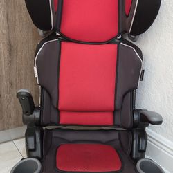 elevador para niños marca Baby Trend en muy buen estado funcional.