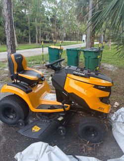 Cub cadete XT1 LT46 KW riding lawn