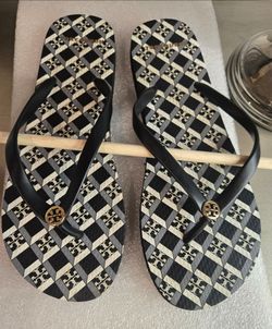 Tory Burch Flip Flop