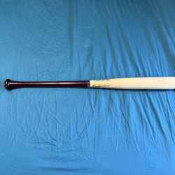 Marucci AM22 Pro Model Wood Bat 31in