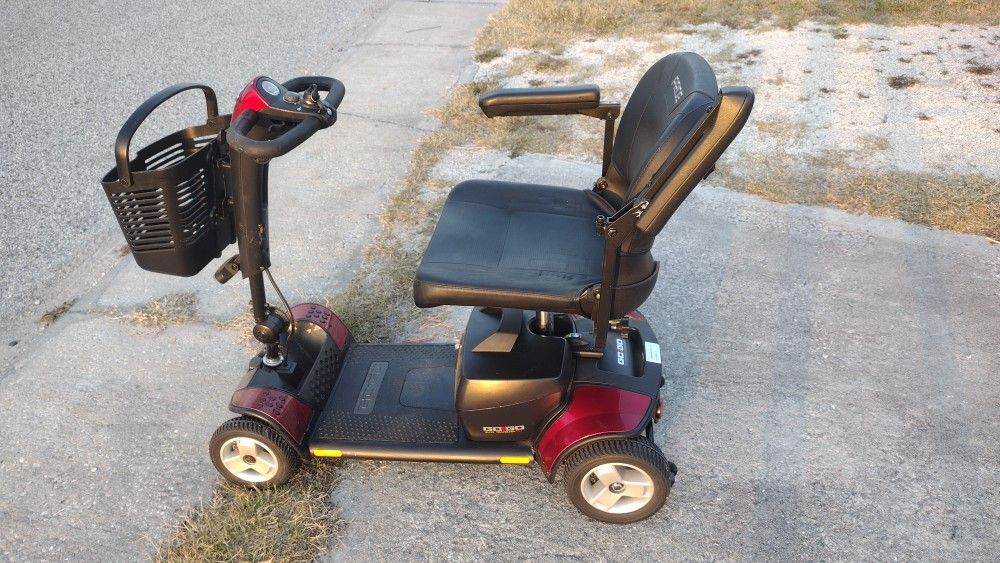 go go elite traveler 4-wheel Scooter