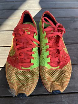 Nike Men’s Flyknit Racer