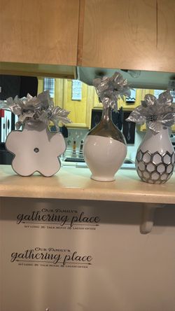 Set of 3 White Decorative Vases with Silver Flowers