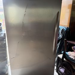 Frigidaire Freezer 