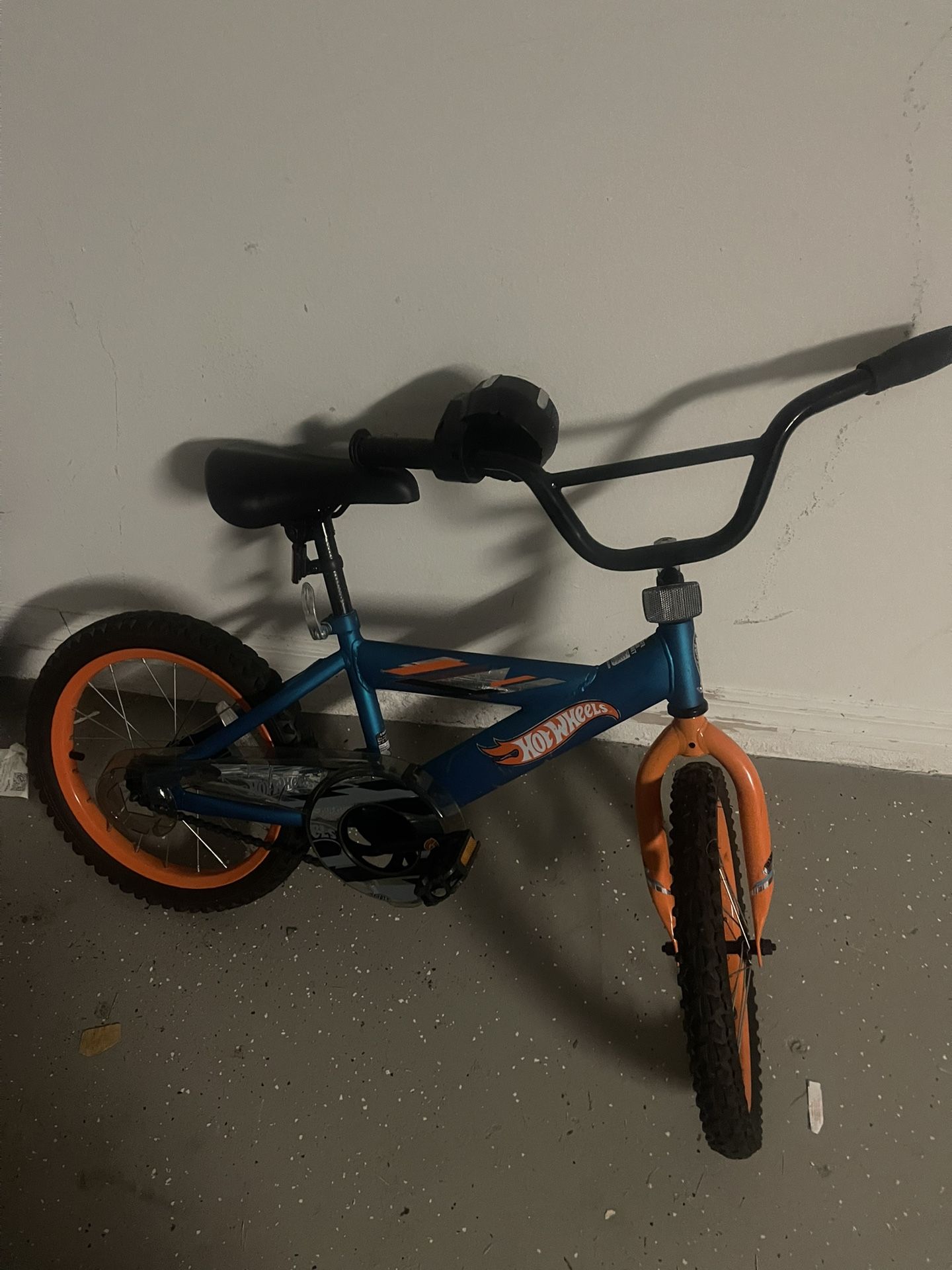 Boy’s Hot Wheels bicycle