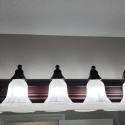 Over Mirror 5 Bulbs Bathroom Light 