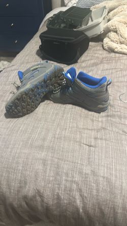 Merrell hiking shoes size 6 in men’s worn on 1 hike