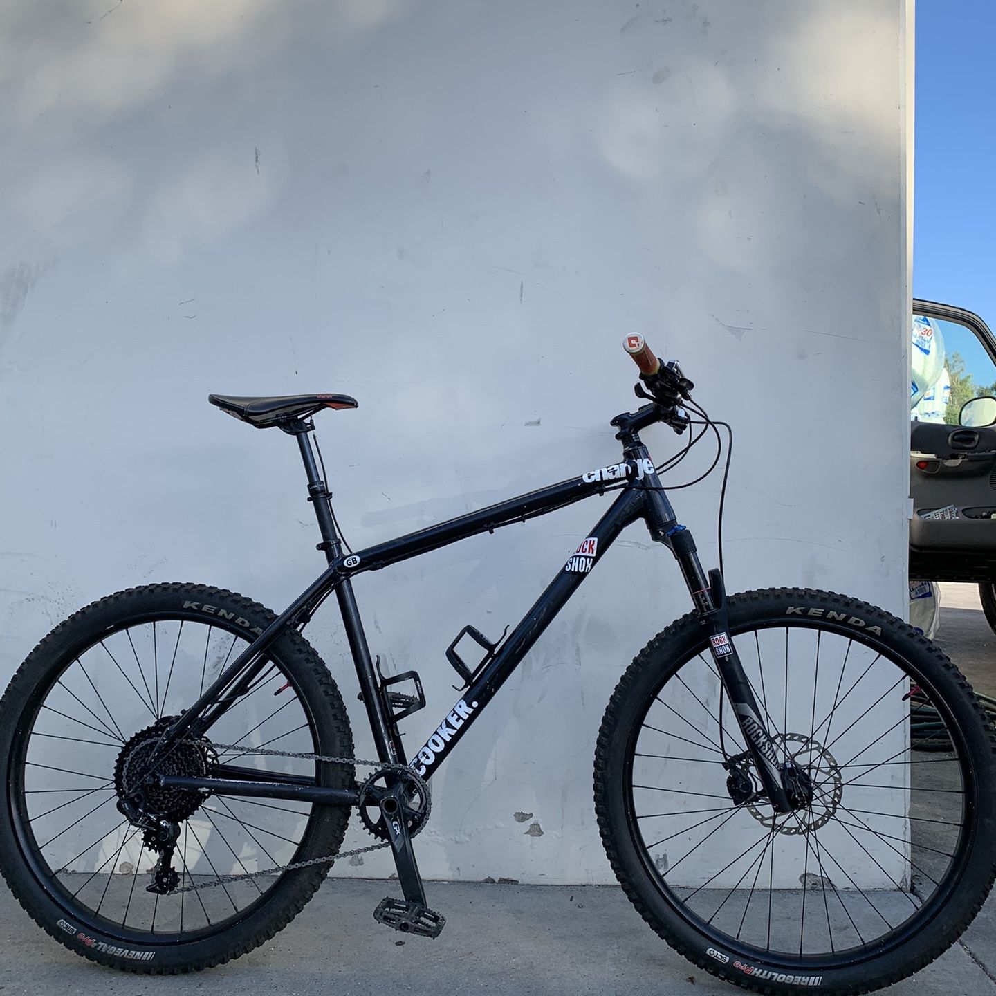 Mountain Bike Charge Cooker 4 for Sale in Riverside, CA - OfferUp