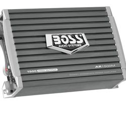 Amplifier Boss 1500 Watts