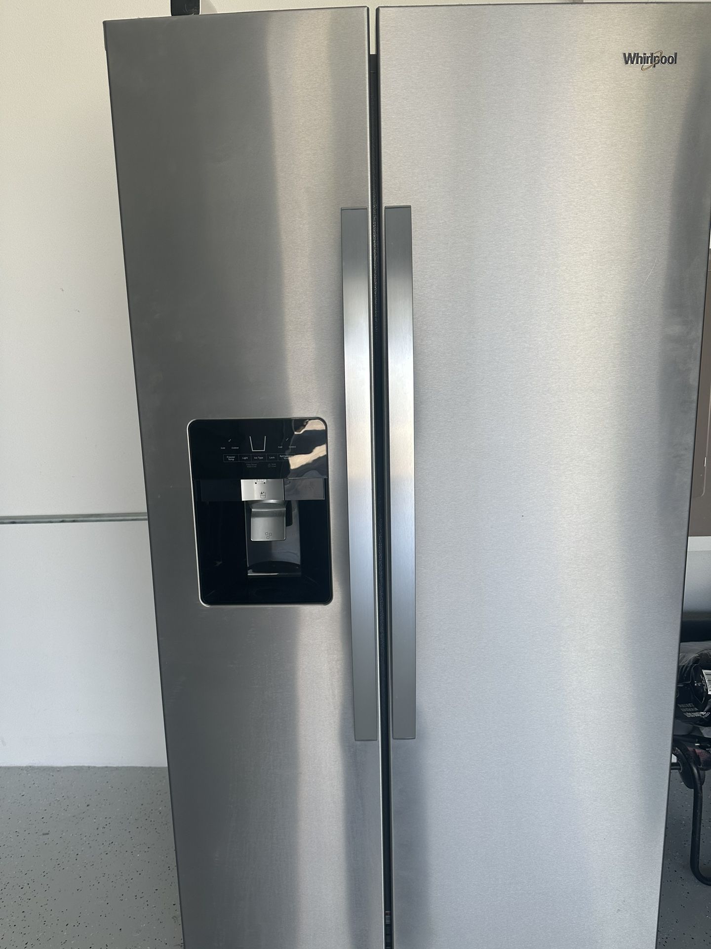 WHIRLPOOL New Refrigerator 