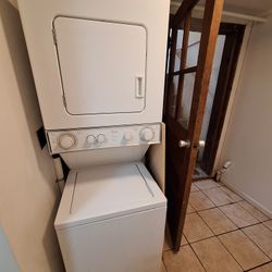 Whirlpool Washer And Dryer 