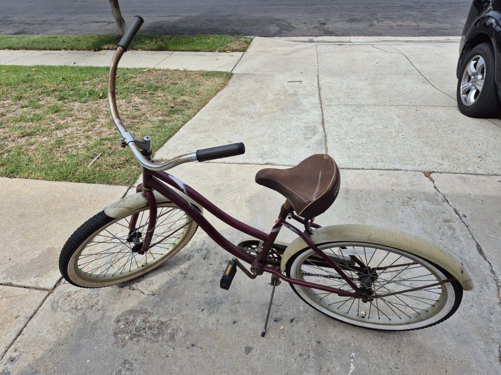Schwinn Girls Bike 