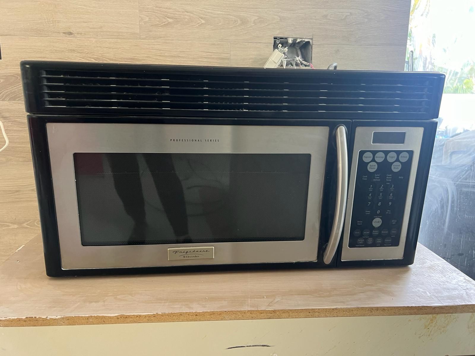 Microwave Frigidare