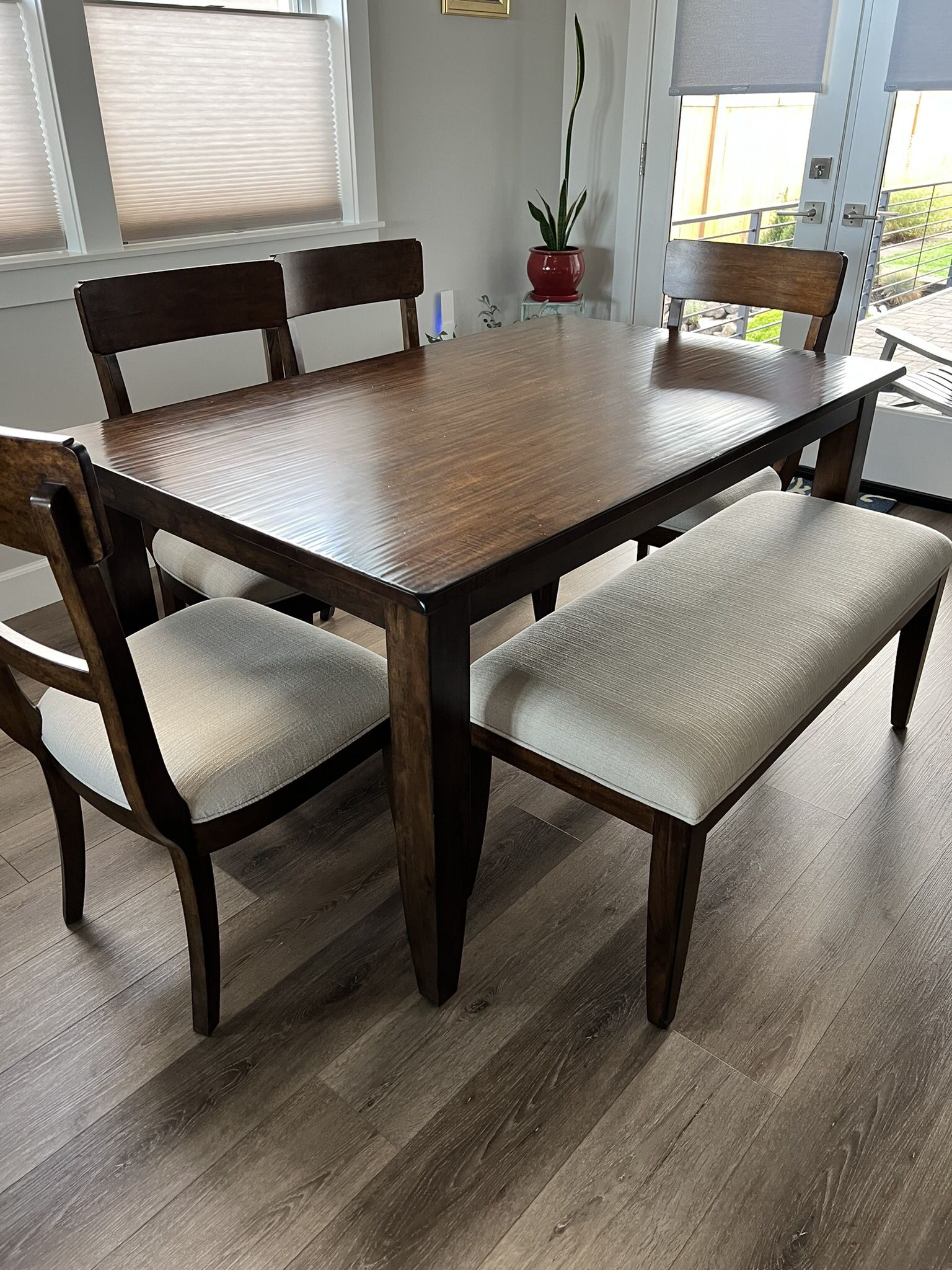 Lazy boy Dining Room Table