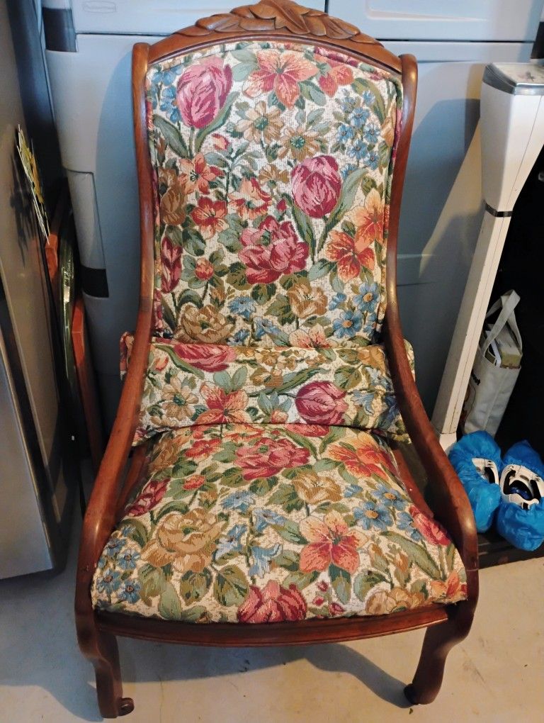 Victorian Parlor Chair