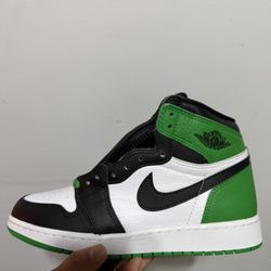 Air Jordan 1 High Lucky Green Size 5.5y/ Women’s Size 7