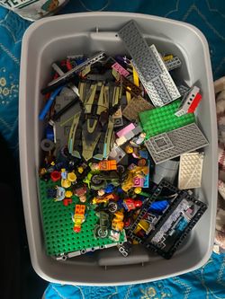 Lego PENDING