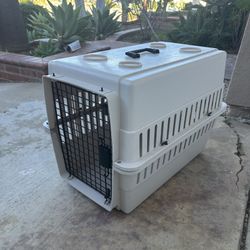 Pet Crate , Dog Crate, Cat Crate. 