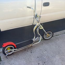 Schwinn Stingray Scooter 