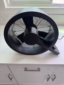 Stadler Form Q Luxury Designer Fan by Carlo Borer – 3 Speed
