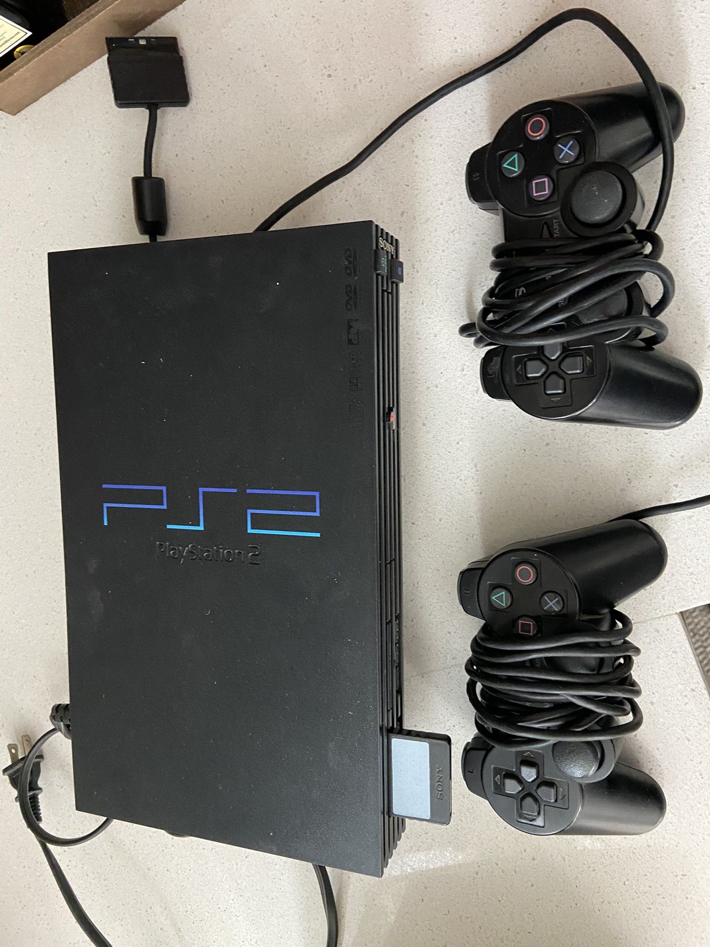 PlayStation 2 (PS2) + 22 Games