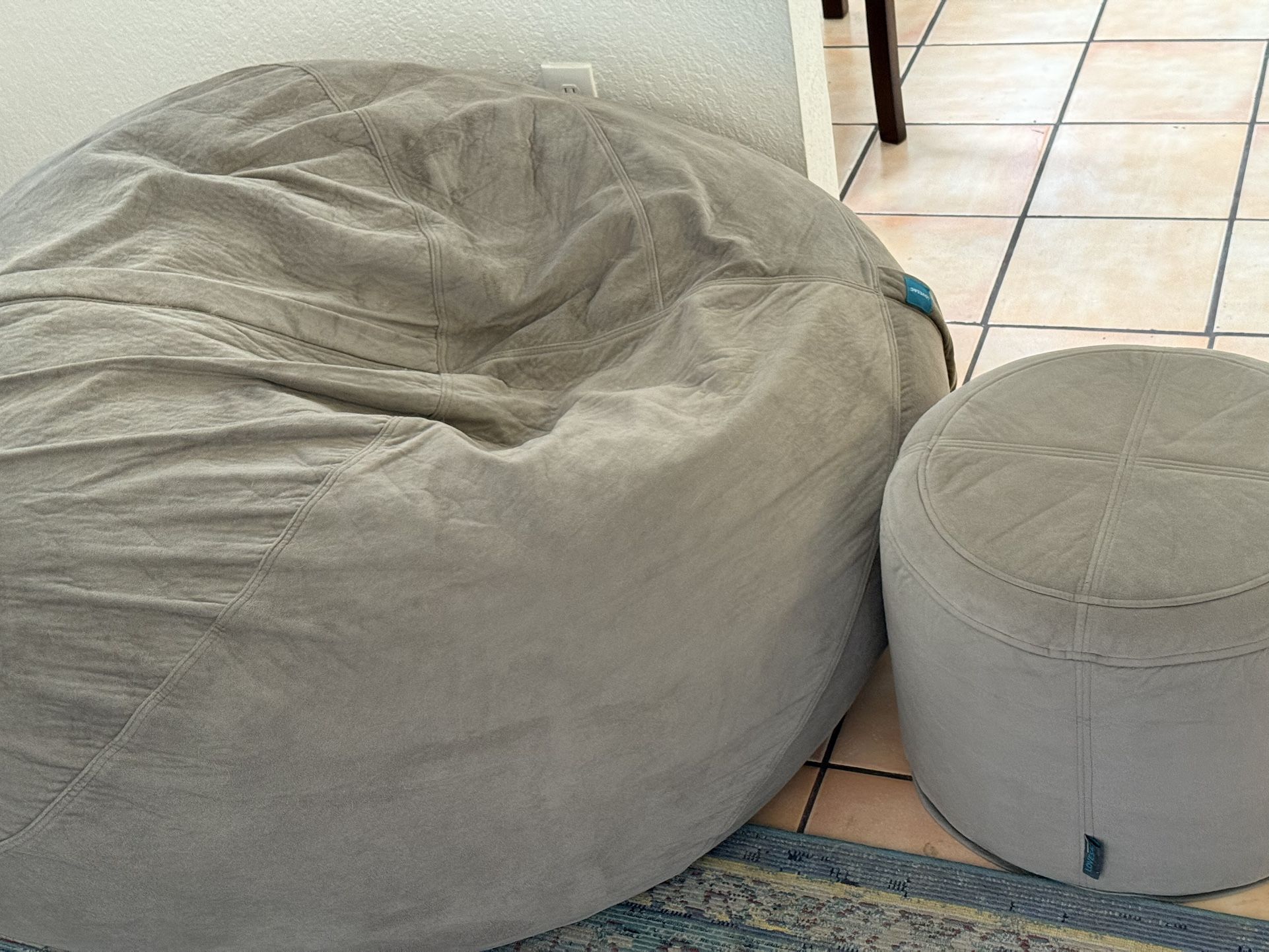 Lovesac Beanbag Chair w Ottoman