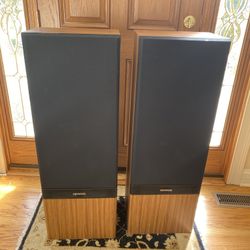 Kenwood Speakers $250