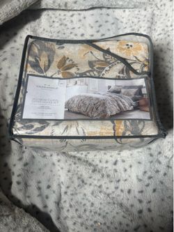 Cover set