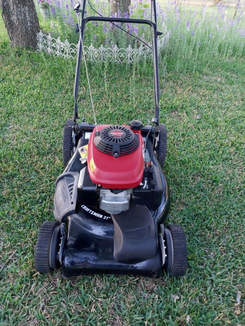 Craftsman Self-propelled Lawn Mower With Honda Engine Very Strong Works Absolutely Great