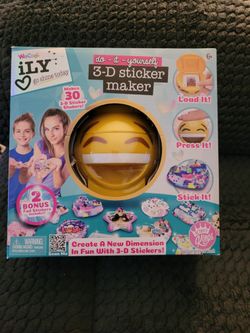 3-D Sticker Maker