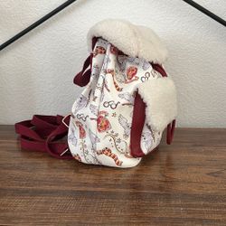 Gryffindor - Hedwig -faux  leather drawstring backpack 