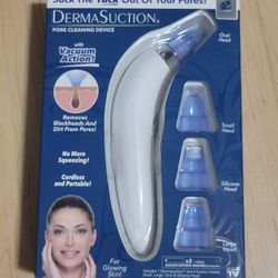 DermaSuction Pore Cleaning Device