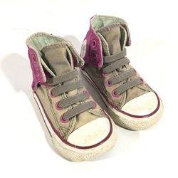 Converse Velcro shoes. Baby Girls 18 months. Sz 5