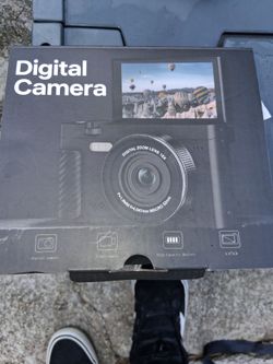 Digital camera