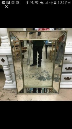 Beautiful entrance antique mirror