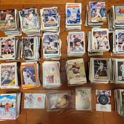Lot Of 2686 Baseball Cards