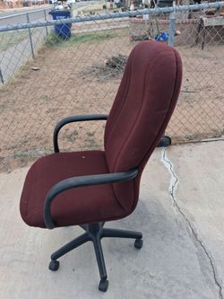 Office  adjustable chair.